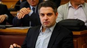 Υποψήφιος πρόεδρος του ΠΑΣΟΚ ο Κωνσταντινόπουλος