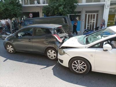 Καλαμάτα: Τροχαίο με τραυματισμό στην Βασιλίσσης Όλγας