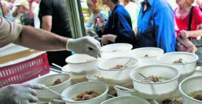 Διανομή συσσιτίου από το Δήμο Καλαμάτας