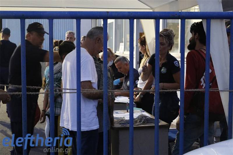 Διάσωση 100 μεταναστών από κρουαζιερόπλοιο ανοιχτά της Πύλου - Αναμένονται στο λιμάνι της Καλαμάτας