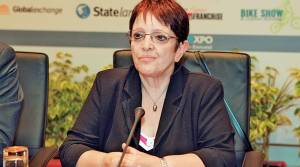 ΚΚΕ: Επικεφαλής στο ψηφοδέλτιο Επικρατείας η Αλέκα Παπαρήγα