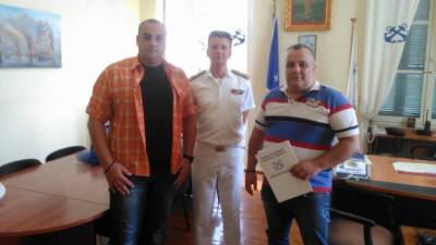 Ο υπαρχηγός του Λιμενικού Σώματος σε Καλαμάτα και Κορώνη