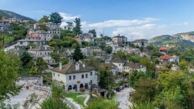Ανάσταση στους παραδοσιακούς ελληνικούς προορισμούς θα κάνουν εφέτος οι Έλληνες
