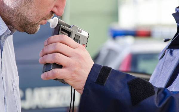 Τροχαία: 430 παραβάσεις για οδήγηση υπό την επήρεια αλκοόλ μέσα σε τρεις ημέρες