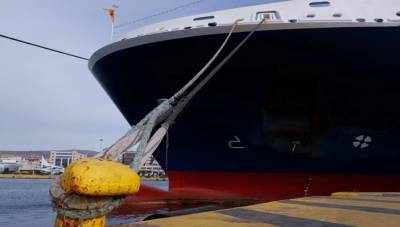 Δεμένα τα πλοία στον Πειραιά την Τρίτη 25 Οκτωβρίου