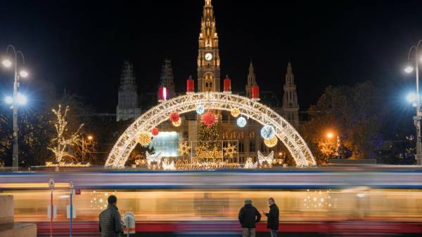 Αυστρία: Χαλαρώνει το lockdown ενόψει Χριστουγέννων και Πρωτοχρονιάς