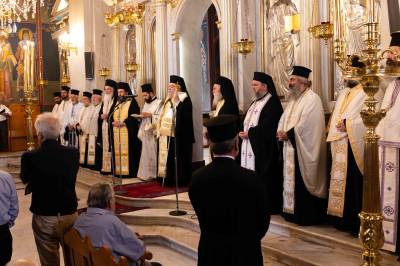 Σε κλίμα συγκίνησης η εξόδιος ακολουθία του π. Περικλή Μαγκαφά