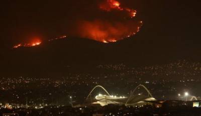 Φωτιές: Αγωνία στην Πάρνηθα, απειλείται ο Εθνικός Δρυμός - Πέμπτη μέρα πύρινης κόλασης στην Αλεξανδρούπολη (βίντεο)