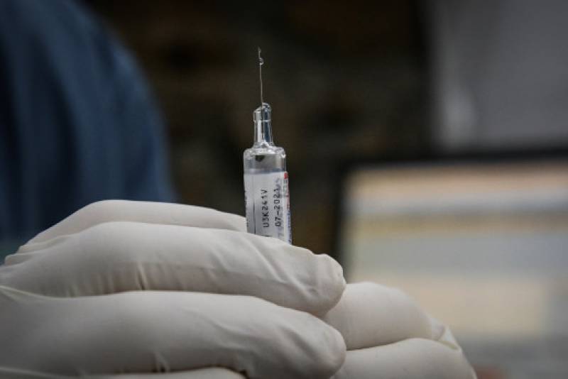 Επιθετική πολιτική πειθούς για εμβολιασμούς