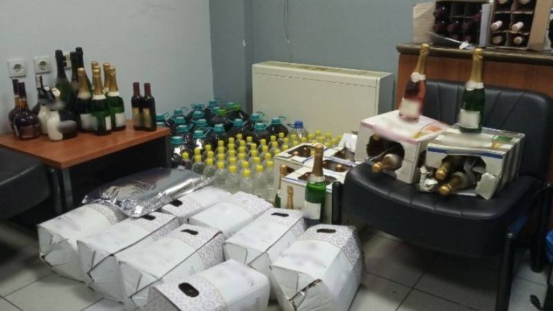 Σέρρες: Μετέφεραν λαθραία ποτά - Τρεις συλλήψεις
