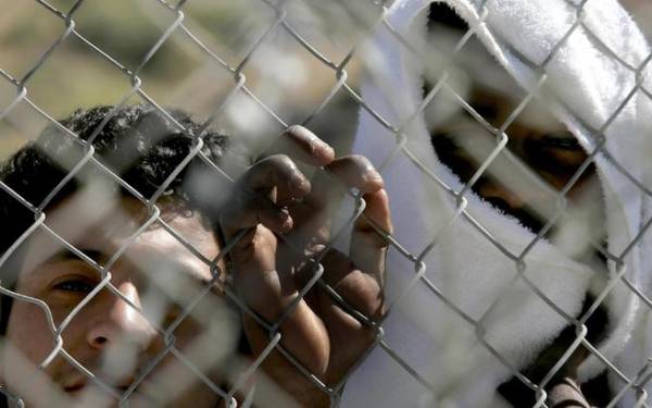 Διεθνής Αμνηστία: Σε κίνδυνο οι πρόσφυγες στη Σάμο