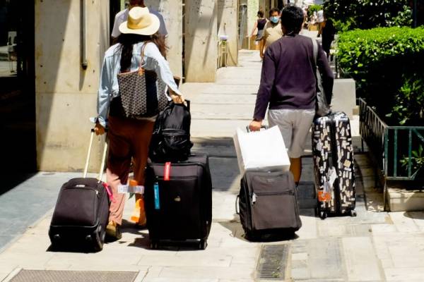 Στόχος να διπλασιαστούν τα ταξιδιωτικά  έσοδα στην Περιφέρεια Πελοποννήσου