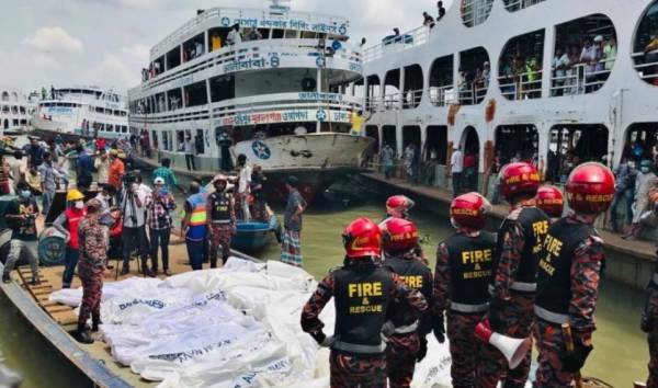Μπαγκλαντές: Τουλάχιστον 25 νεκροί μετά την σύγκρουση πλοίων σε ποτάμι