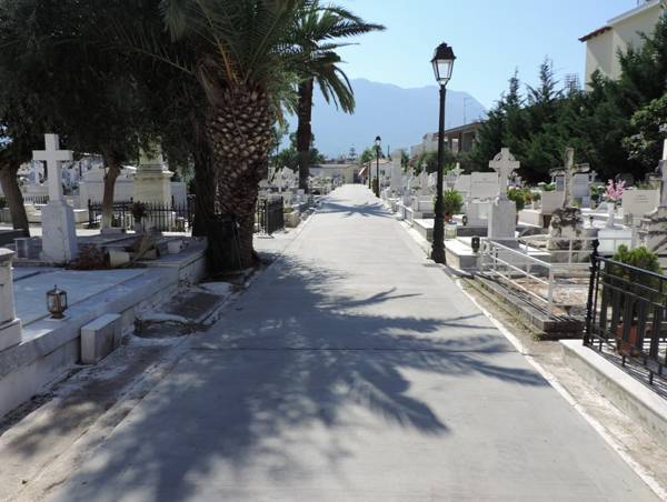 Πρόσθετο τέλος στους οικογενειακούς τάφους στο νεκροταφείο Καλαμάτας