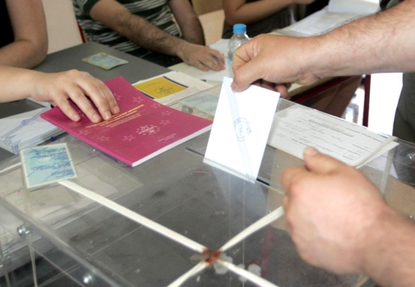 Ο Στυλιανίδης σχεδιάζει τομές στην αυτοδιοίκηση: Χωριστά ψηφοδέλτια δημάρχων - συμβούλων