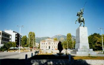 Τέλη καλοκαιριού έτοιμη η πλατεία Αρεως στην Τρίπολη