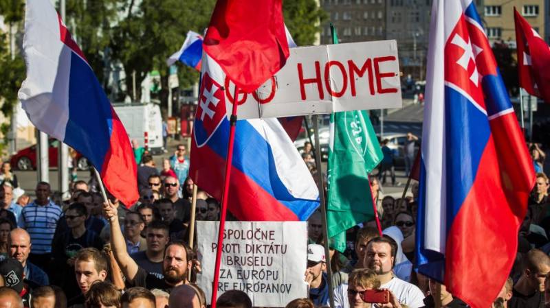 Ούτε η Σλοβακία θα υπογράψει το Σύμφωνο του ΟΗΕ για τη Μετανάστευση