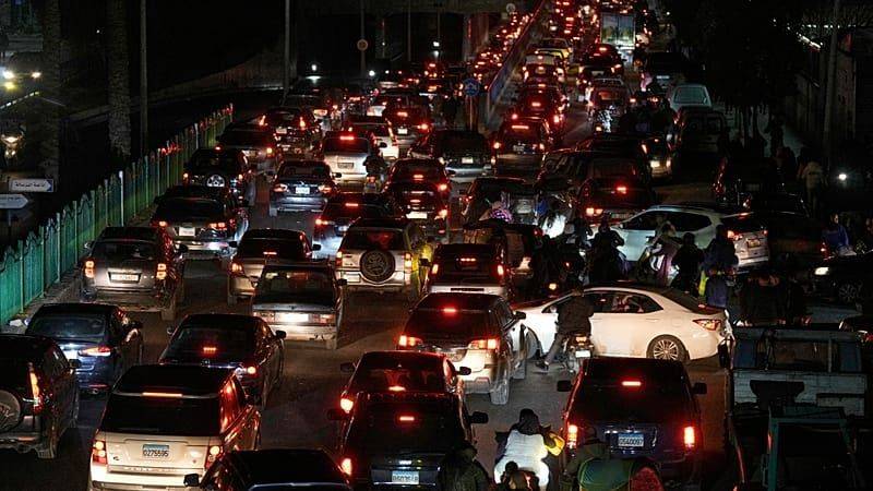 Κάτοικοι εγκαταλείπουν προάστια της Βηρυτού μετά τα ισραηλινά πλήγματα στη Χεζμπολάχ