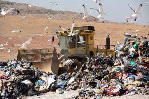 Με την Πελοπόννησο πρωταθλήτρια στις χωματερές: Πρόστιμο 10 εκατ. για τα σκουπίδια