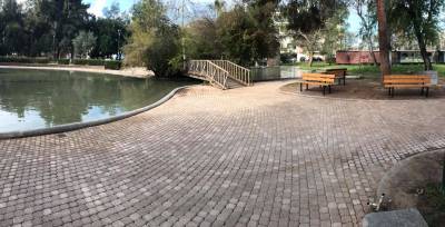 Νέα παγκάκια και καλαθάκια στο Δήμο Καλαμάτας (βίντεο)