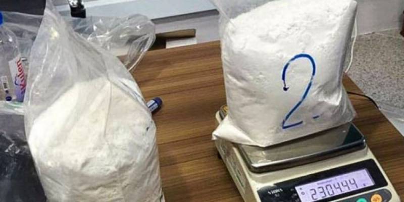 Κατασχέθηκαν πάνω από 20 κιλά κοκαΐνης σε φορτηγό στο λιμάνι της Πάτρας (Βίντεο)