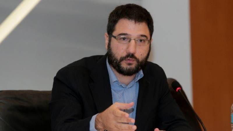 Νάσος Ηλιόπουλος: «Η ύπαρξη εκβιαζόμενων πολιτικών και στρατιωτικών στελεχών είναι πλήγμα για τη Δημοκρατία - Ένοχος ο κ. Μητσοτάκης»