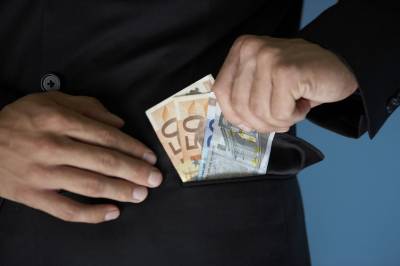Απάτες και ληστεία σε Καλαμάτα και Πύργο Τριφυλίας με λεία πάνω από 22.000 ευρώ