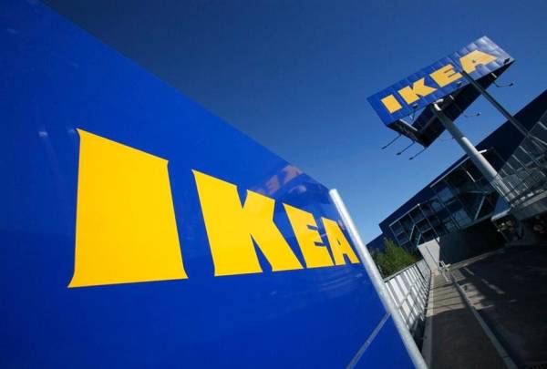 Βρετανία: Τα IKEA κόβουν το επίδομα ασθενείας για το ανεμβολίαστο προσωπικό που μπαίνει σε καραντίνα