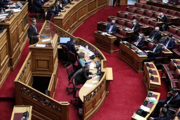 Εργασιακό νομοσχέδιο: Η ώρα των πολιτικών αρχηγών στη Βουλή - Σήμερα η ψηφοφορία