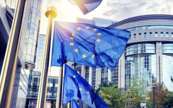 ΕΕ: Πολιτική συμφωνία για «επαρκή κατώτατο μισθό» - Ποιες θα είναι οι υποχρεώσεις των χωρών