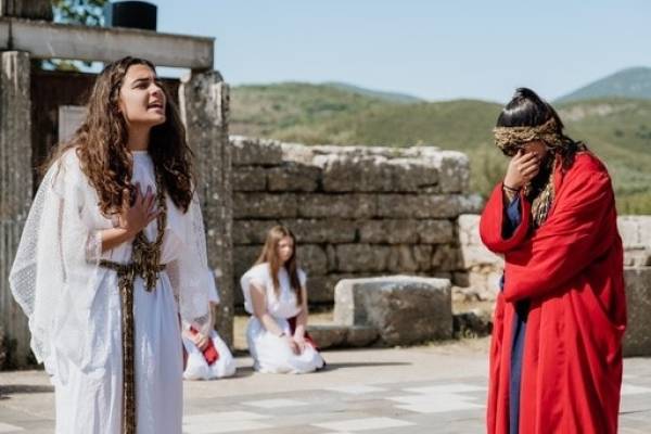 Αρχαία Μεσσήνη: Με την &quot;Ιφιγένεια εν Αυλίδι&quot; η δεύτερη ημέρα του 11ου Διεθνούς Νεανικού Φεστιβάλ Αρχαίου Δράματος