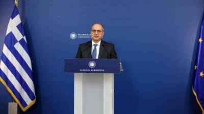 Οικονόμου: Ο κ.Τσίπρας εμπορεύεται φόβο και καταστροφολογία