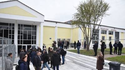 Δίκη για τα Τέμπη: Νέο αίτημα για εξέταση κινητού τηλεφώνου - Συνεχίζονται οι καταθέσεις συγγενών θυμάτων