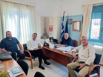 Συνάντηση Λεβεντάκη – Μαντά: Στο επίκεντρο το δίκτυο ύδρευσης Κυπαρισσίας