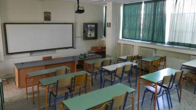 Ανοίγουν υπό τις οδηγίες του ΕΟΔΥ τα σχολεία (βίντεο)
