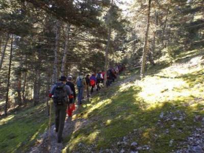 Πάνω από 1.000 πεζοπόροι στα εγκαίνια του νέου μονοπατιού στο Μαίναλο