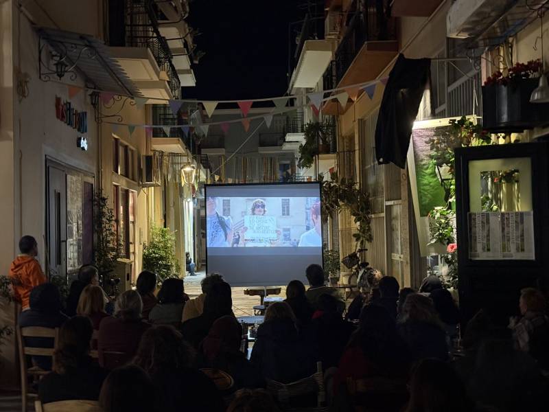 Καλαμάτα: Χωρίς απρόοπτα και μεγάλη προσέλευση η προβολή της ταινίας «Αδέσποτα Κορμιά»