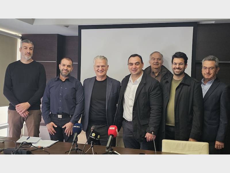 Υπογραφές συμβάσεων για σχολεία στη Σπάρτη