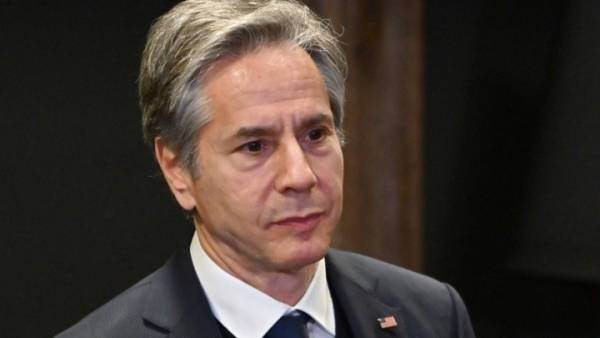 Μπλίνκεν: Για την αποστολή πολεμικών αεροσκαφών στην Ουκρανία εργάζονται οι ΗΠΑ σε συνεργασία με την Πολωνία