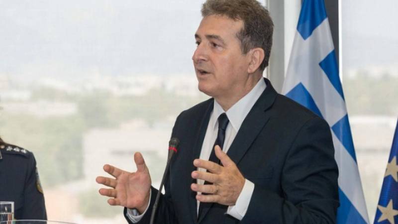 Μ. Χρυσοχοϊδης: Όποιος χτυπά ανήλικα, δεν χωρά πουθενά