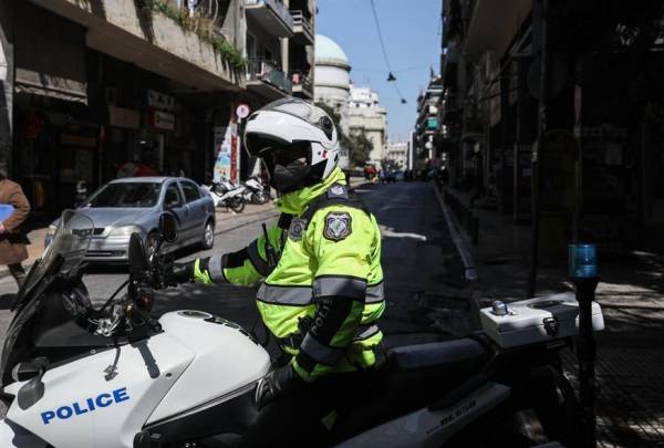 Άγρια καταδίωξη στο κέντρο της Αθήνας: Συνέλαβαν 18χρονο