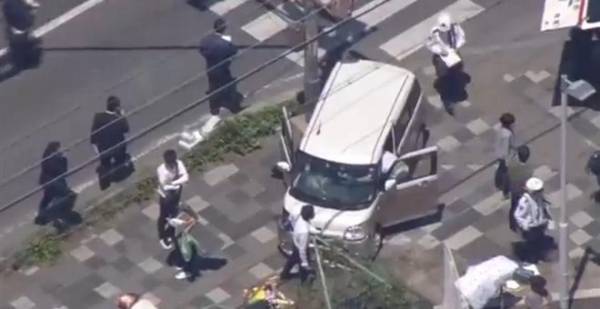 Αυτοκίνητο έπεσε πάνω σε νήπια στην δυτική Ιαπωνία - Δεκάδες τραυματίες