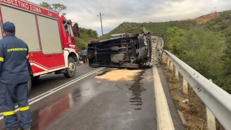 Τροχαίο ατύχημα στην Παλαιά Εθνική Οδό Άργους – Κορίνθου (βίντεο)