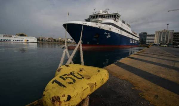 Δεμένα αύριο τα πλοία, λόγω 24ωρης πανελλαδικής απεργίας της ΠΝΟ