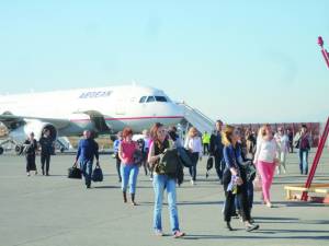 71.922 ξένοι τουρίστες στο αεροδρόμιο Καλαμάτας το πρώτο οκτάμηνο του 2014