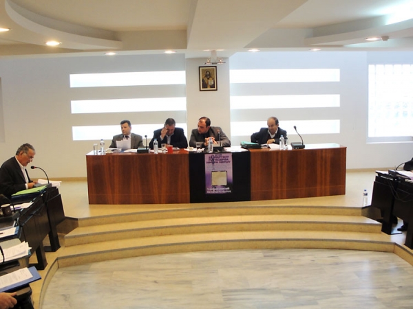 Αντιπαράθεση στο Δήμο Μεσσήνης για την οικογενειοκρατία στους ειδικούς συμβούλους