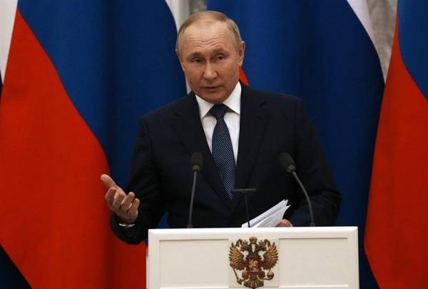 Διάγγελμα Πούτιν: Αναγνωρίζει την ανεξαρτησία Ντονέτσκ και Λουγκάνσκ