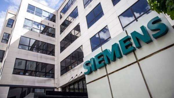 Δίκη Siemens: Καθείρξεις από 6 έως και 15 χρόνια για τους 22 καταδικασθέντες