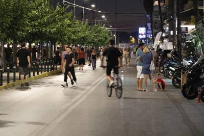 Ξεκίνησε η πεζοδρόμηση της Ναυαρίνου από Φαρών έως Ακρίτα