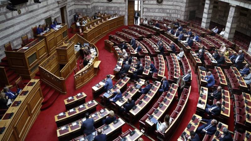 Στη Βουλή το νομοσχέδιο για την αναδιάρθρωση του Υπερταμείου και τις «μικρές ΔΕΗ»